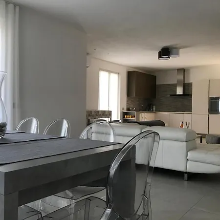 La Casa Dei Limoni Lenno